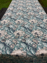 Load image into Gallery viewer, PARI Table Cover
