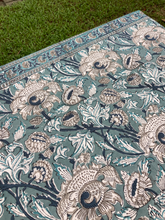 Load image into Gallery viewer, PARI Table Cover
