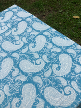 Load image into Gallery viewer, TAMBI LIGHT Table Cover
