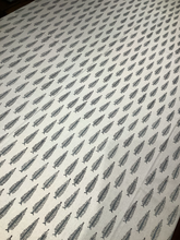 Load image into Gallery viewer, PINE GREY Table Cover
