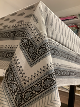 Load image into Gallery viewer, PINE GREY Table Cover
