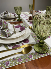 Load image into Gallery viewer, OLIVE AND MULBERRY Gift Set
