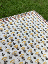 Load image into Gallery viewer, KANOK Table Cover
