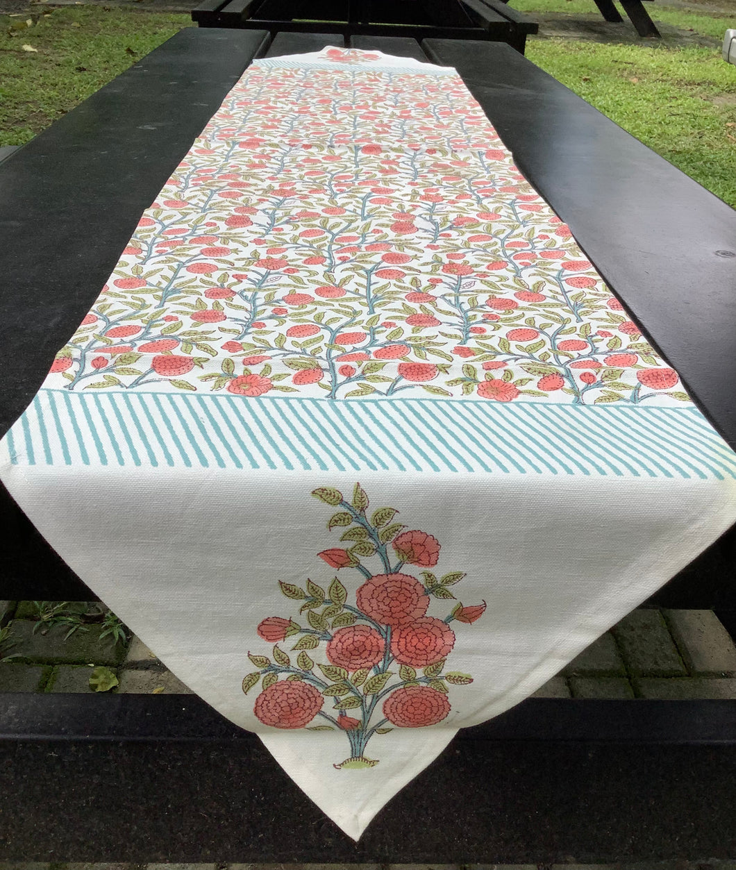 COSMOS Table Runner