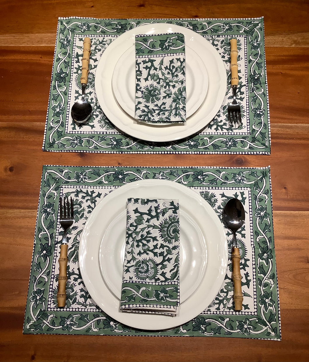 GREEN VINE Placemat and Napkin Set