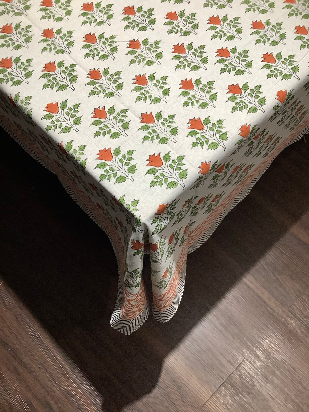AVADI Table Cover