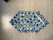 Load image into Gallery viewer, NAPKIN SET Blue Blossom
