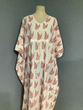 Load image into Gallery viewer, RED FERN Long Kaftan
