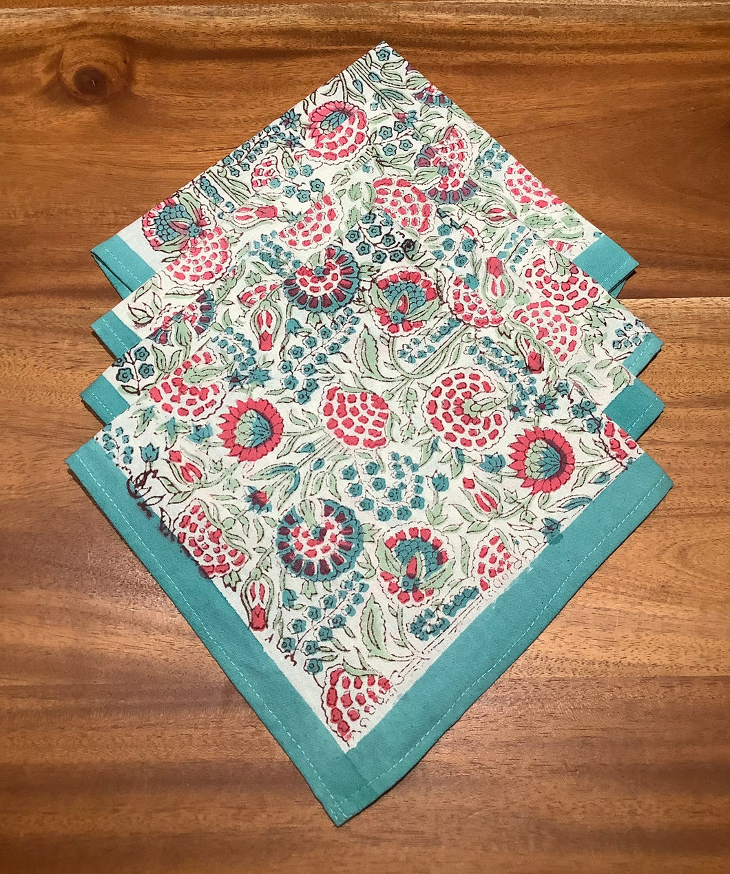 SAAVI Napkins Set