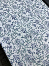 Load image into Gallery viewer, CRISTA Table Cover
