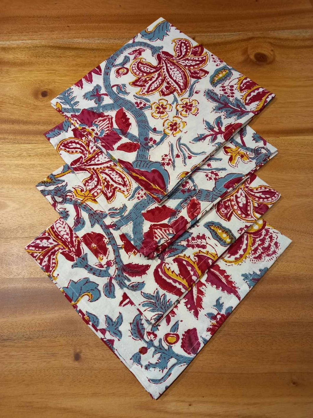 ANARKALI Red and White Napkin Set