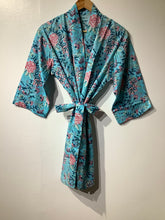 Load image into Gallery viewer, TESSIE Short Kimono
