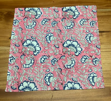 Load image into Gallery viewer, MUNIRA PINK Table Cover and Napkins Set
