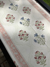 Load image into Gallery viewer, CALISTA Table Cover
