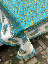 Load image into Gallery viewer, ARNESA Table Cover and Napkins Set
