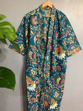 Load image into Gallery viewer, AIRI Kimono
