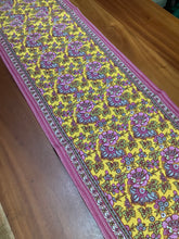 Load image into Gallery viewer, LANTANA Table Runner

