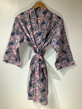 Load image into Gallery viewer, AMELIA Short Kimono
