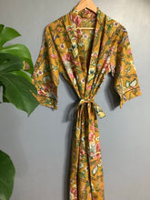 Load image into Gallery viewer, MAKO Kimono
