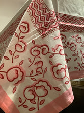 Load image into Gallery viewer, LOLLY PINK Table Cover (last piece)
