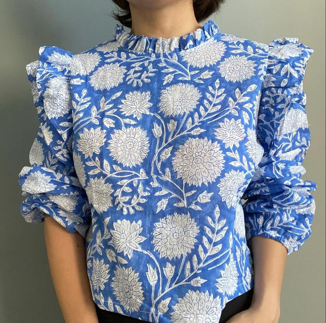 CHESAH Crop Top