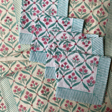 Load image into Gallery viewer, CAPRI and Magenta Placemat and Napkin Set
