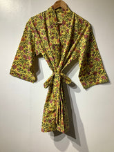 Load image into Gallery viewer, ELISE Short Kimono
