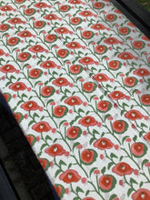Load image into Gallery viewer, ANEMONE Table Cover
