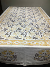 Load image into Gallery viewer, LUCIA Table Cover
