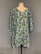 Load image into Gallery viewer, GENEVA Short Kaftan
