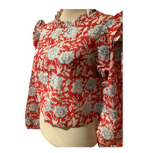 Load image into Gallery viewer, ATARAH Long Sleeve Crop Top
