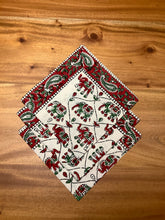 Load image into Gallery viewer, GAJA RED and GREEN Placemats and Napkins Set
