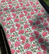 Load image into Gallery viewer, KAMAL ON WHITE Table Cover

