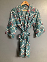 Load image into Gallery viewer, RADA Short Kimono
