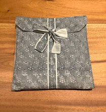 Load image into Gallery viewer, COLIN GRAY Kiddie Jammie Set
