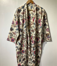 Load image into Gallery viewer, JUANA Short Kimono
