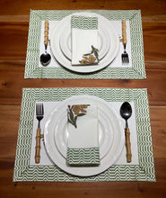 Load image into Gallery viewer, HONEY LILY Placemat and Napkin Set

