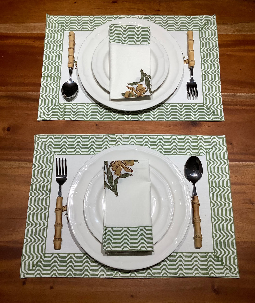HONEY LILY Placemat and Napkin Set