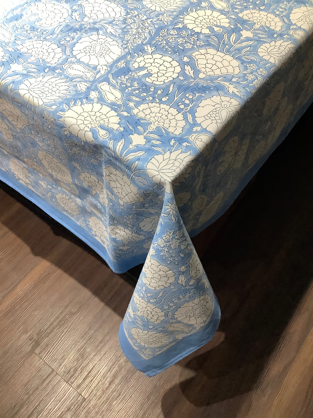 NEELA BLUE Table Cover