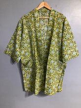 Load image into Gallery viewer, JODY Short Kimono
