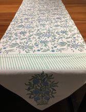 Load image into Gallery viewer, SOLEDAD Table Runner
