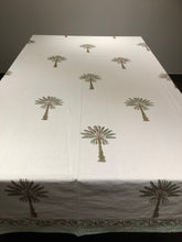 Load image into Gallery viewer, PALMA MINT Table Cover
