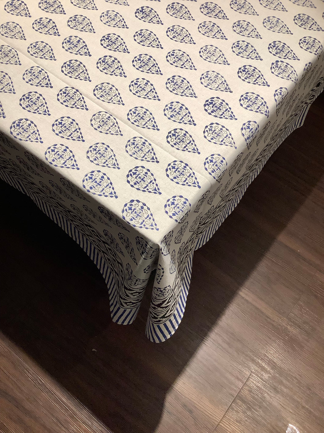 ARRAH Table Cover