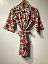 Load image into Gallery viewer, KAMAL Short Kimono
