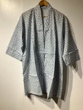Load image into Gallery viewer, ISANG Short Kimono
