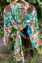 Load image into Gallery viewer, LETICIA WHITE Short Kimono
