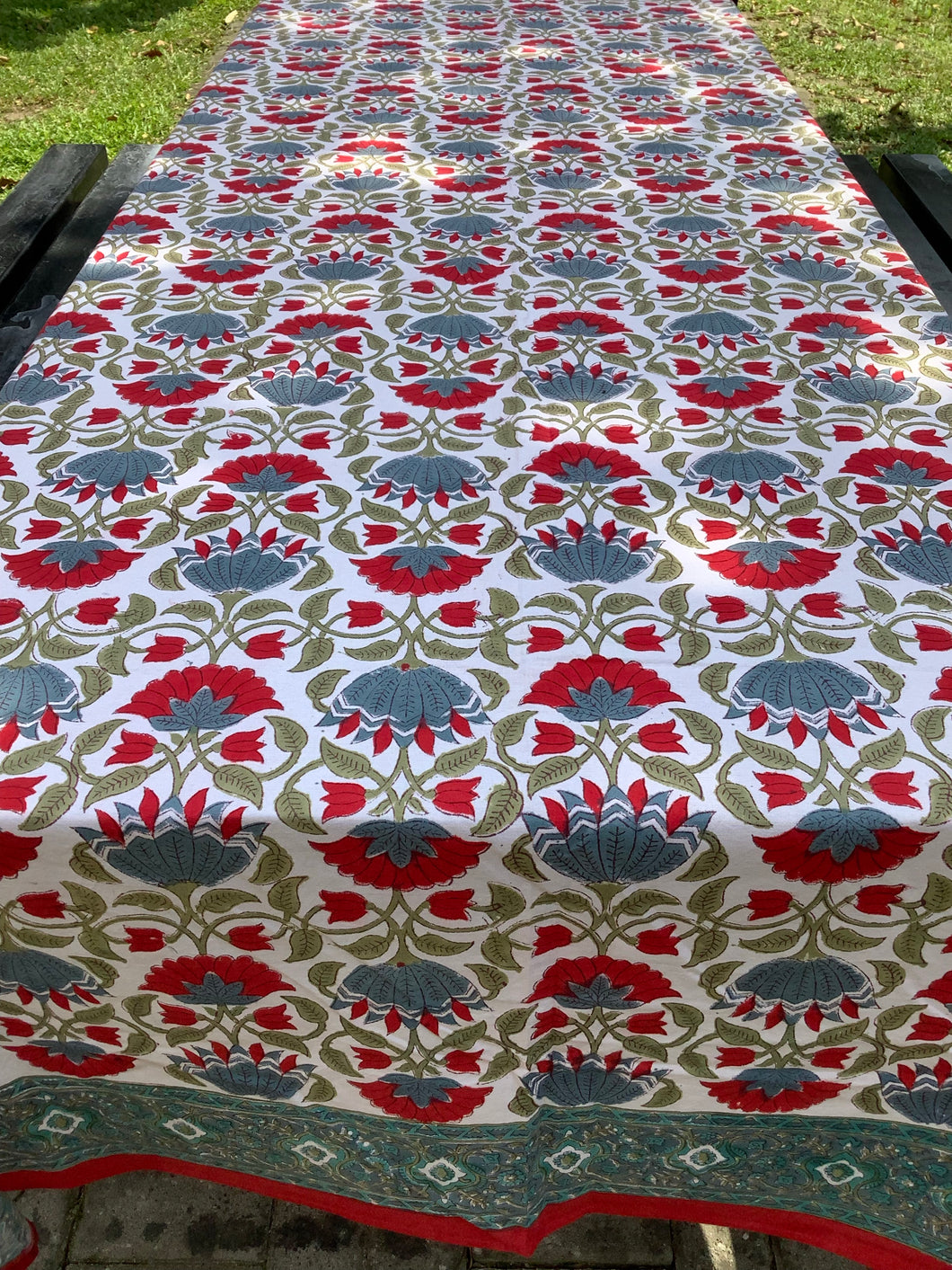TANUJA Table Cover
